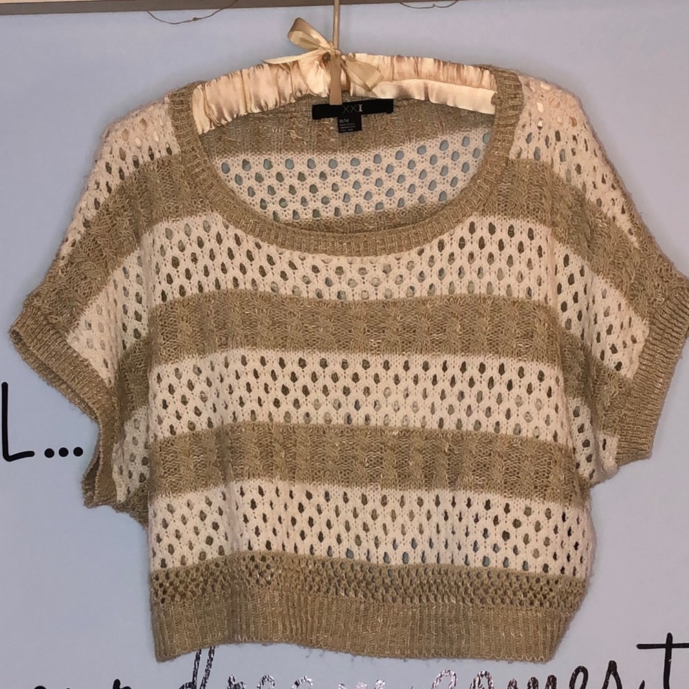 Forever21, Knit white & beige crop top